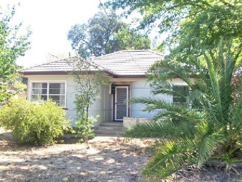 35 BAPAUME STREET, Cootamundra, NSW 2590 Property Details