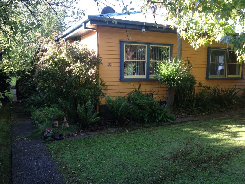 102 Stewart Street, Devonport, TAS 7310