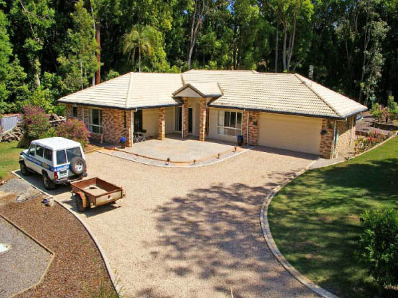 13 Mullers Road, West Woombye, QLD 4559