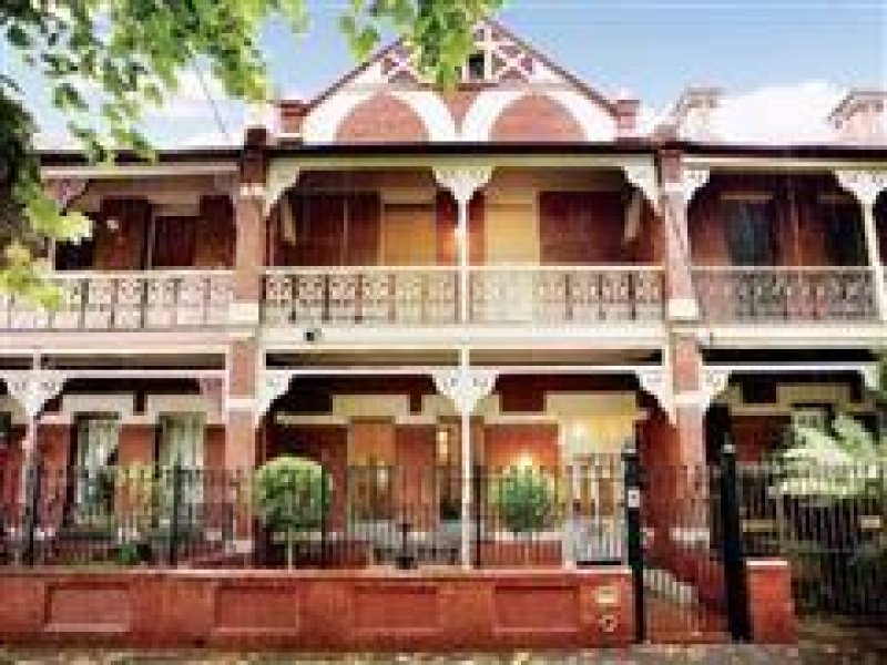 11 Mary Street, St Kilda West, VIC 3182