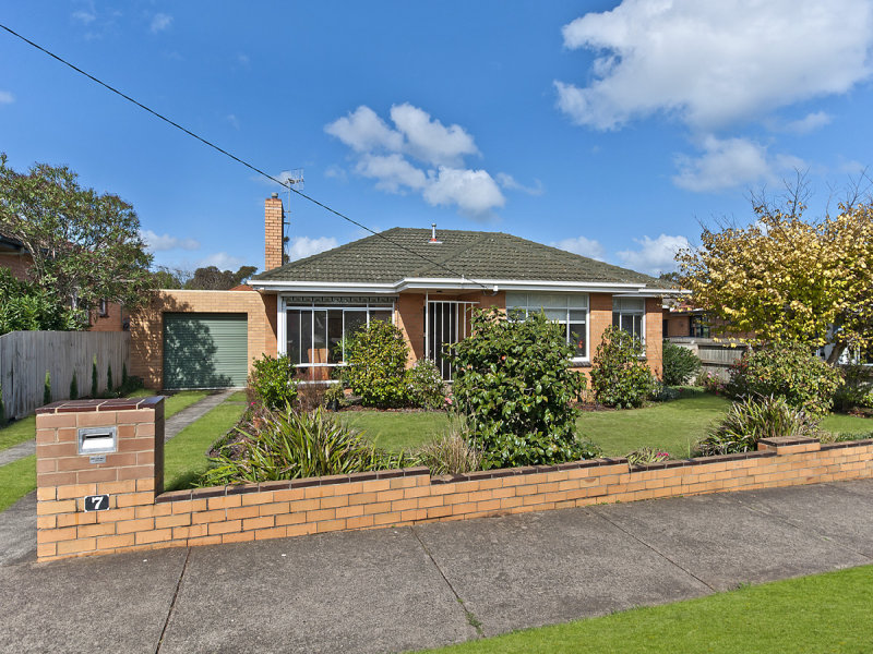 7 St James Crescent, Warrnambool, Vic 3280 Property Details