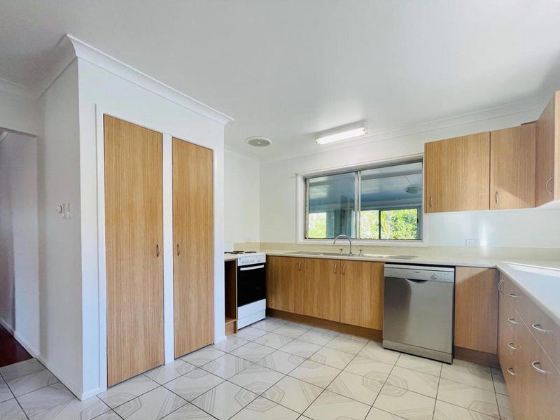 82 Capella Street, Coorparoo, Qld 4151 House for Rent