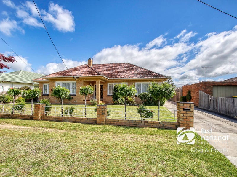 84 Francis Street, Bairnsdale, Vic 3875 Property Details
