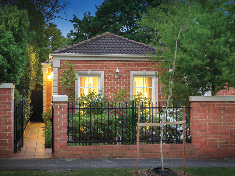 2 Kilmuir Road, Malvern East, VIC 3145