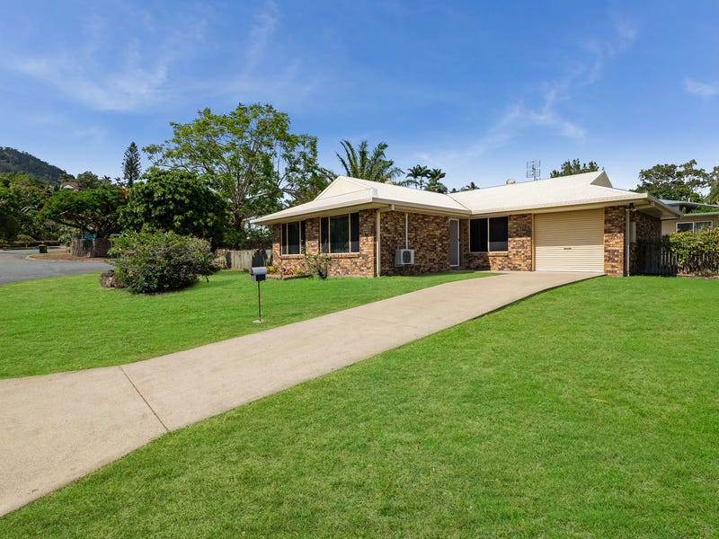 4 Manooka Drive, Cannonvale, Qld 4802 Property Details