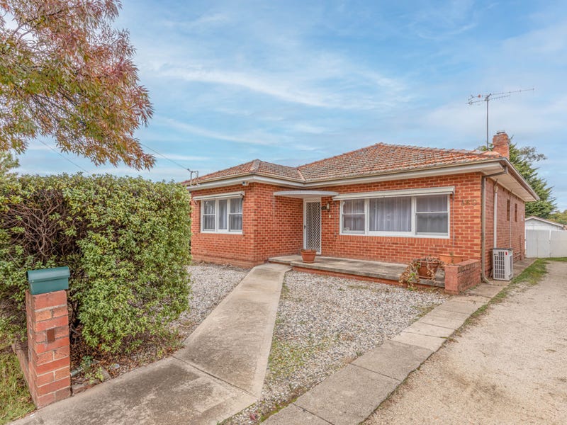 160 Stewart Street, Bathurst, NSW 2795 Property Details