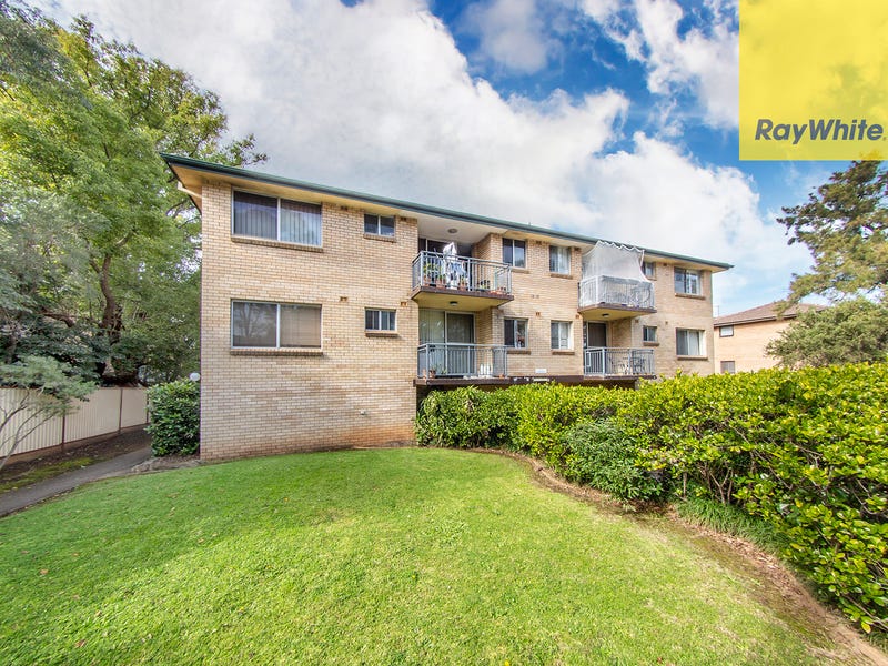 2 15 17 marsden st granville
