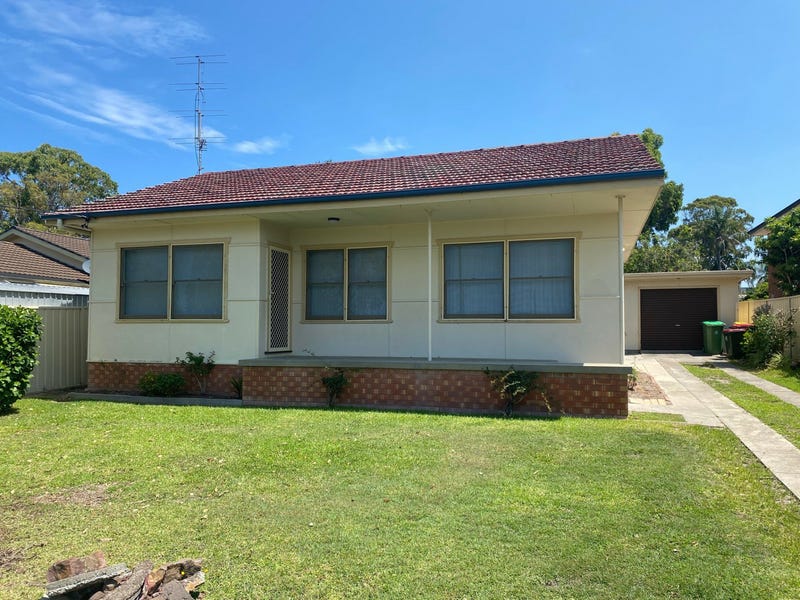 14 James Road, Toukley, NSW 2263