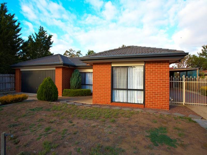 16 Smoult Drive, Kurunjang, Melton, Vic 3337 Property Details