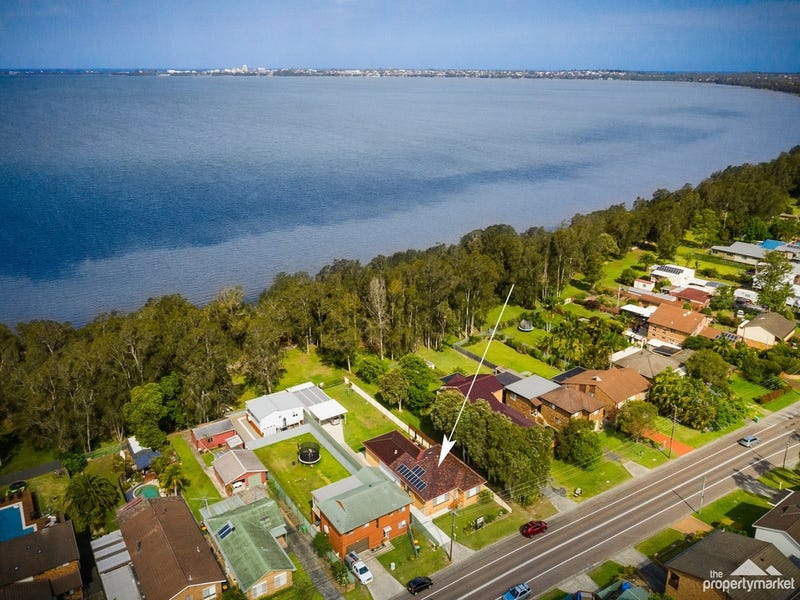 Real Estate & Property for Sale in Lakedge Ave, Berkeley Vale, NSW 2261