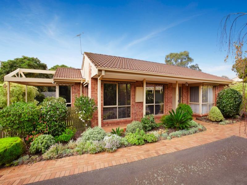 2/10 Raynes Park Road, Hampton, VIC 3188