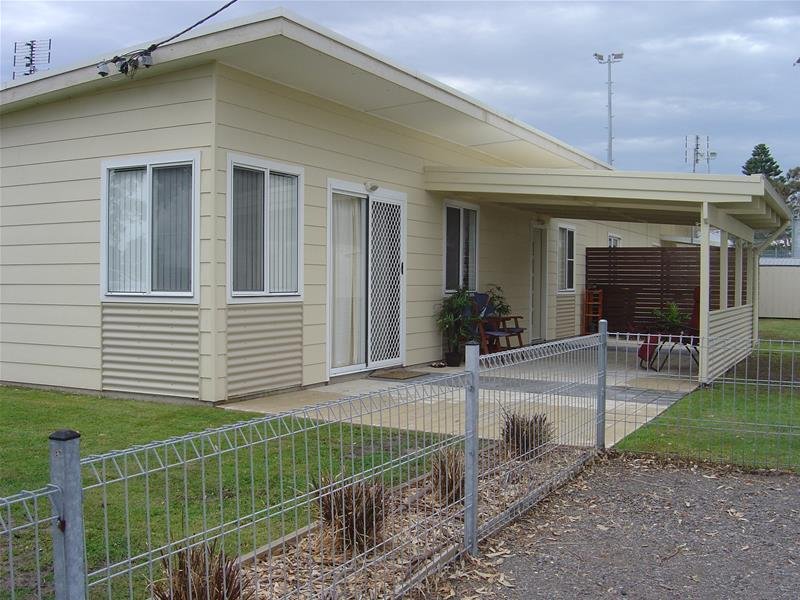 1/3 Sunset Boulevard, Soldiers Point, NSW 2317