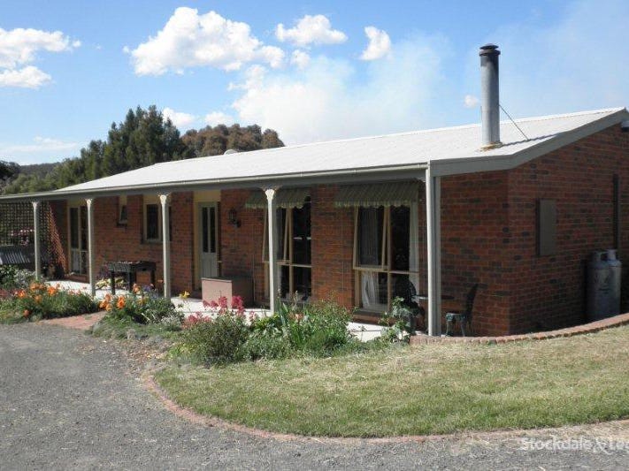 11 Shuter Ave, Greendale, Vic 3341 Property Details