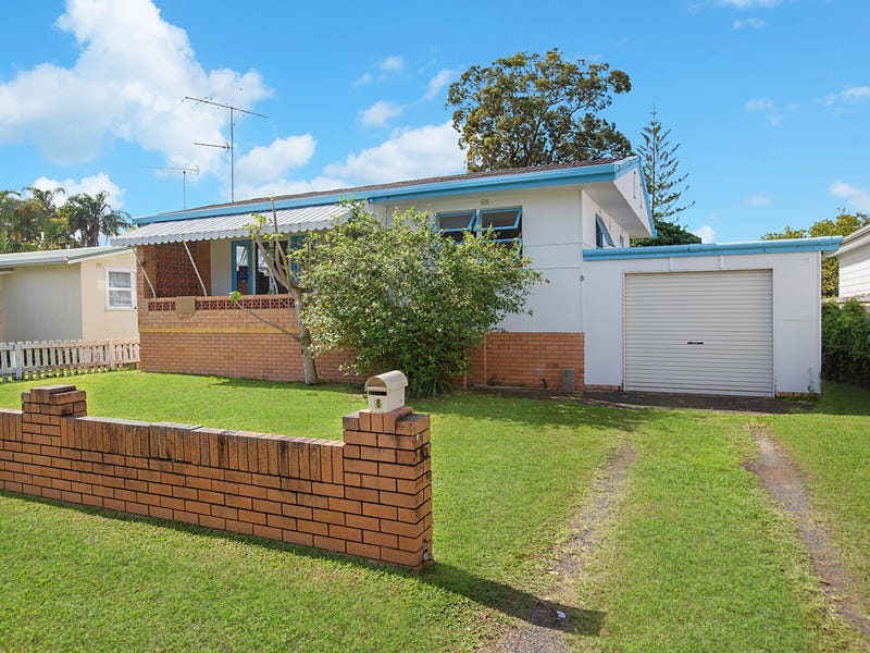 8 Floral Avenue, Tweed Heads South, NSW 2486