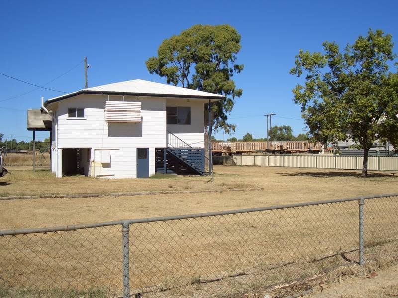 126 King Street, Charleville, Qld 4470 Property Details