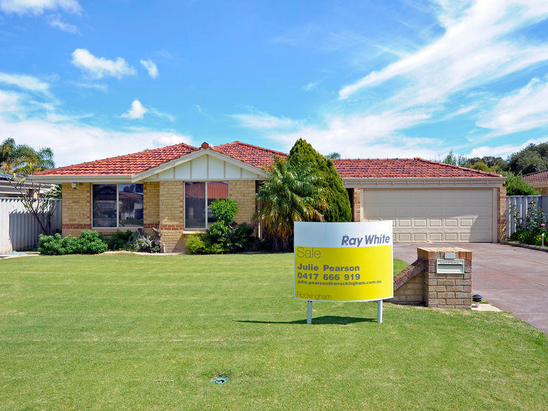 35 St Andrews Loop, Cooloongup, WA 6168 Property Details