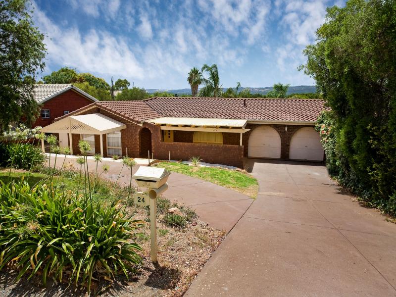 24 Young Street, Reynella, SA 5161 Property Details