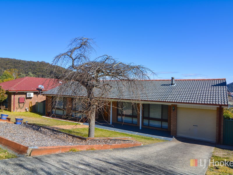 8 Blaxland Street, Lithgow, NSW 2790 House for Sale