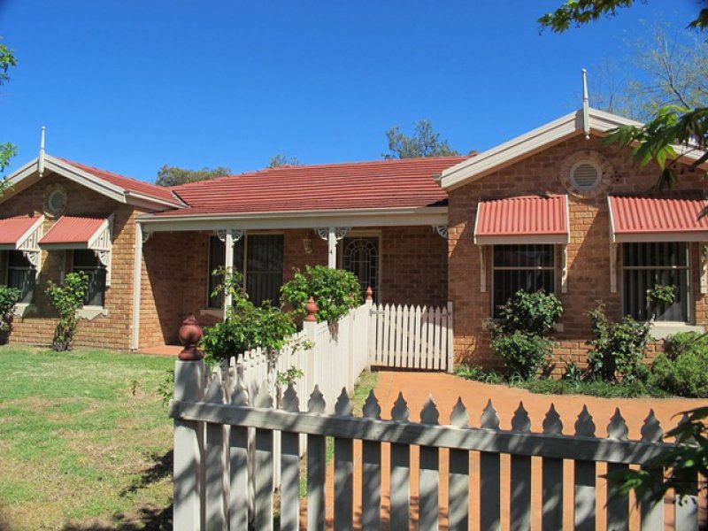 4 / 18 Street, Mudgee, NSW 2850 Property Details