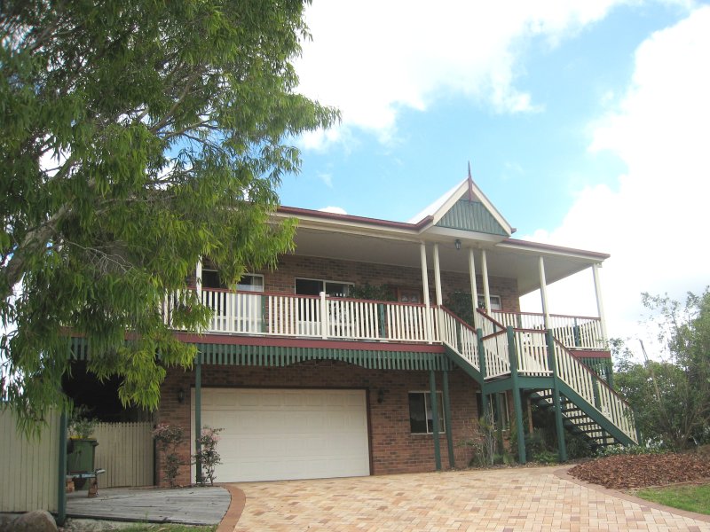 21 Woodgate Court, Ferny Hills, QLD 4055