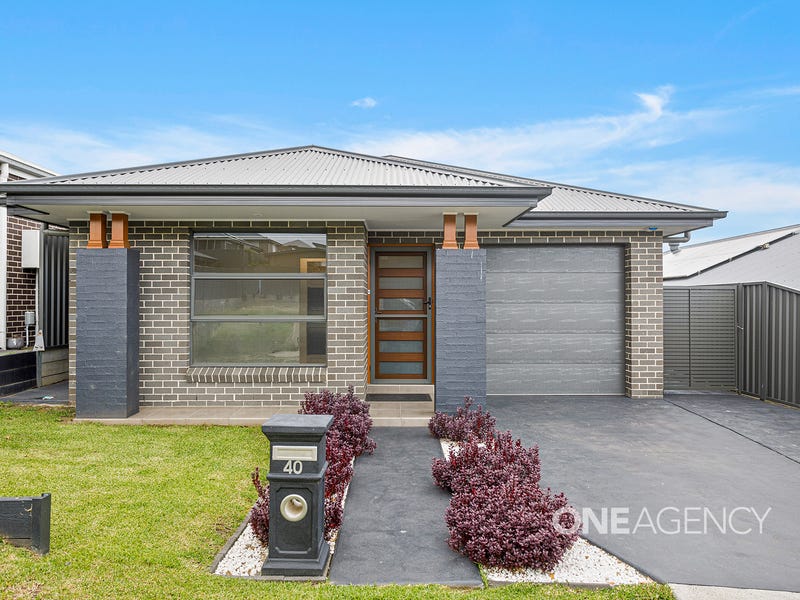 40 Bottlebrush Drive, Calderwood, NSW 2527 House for Sale