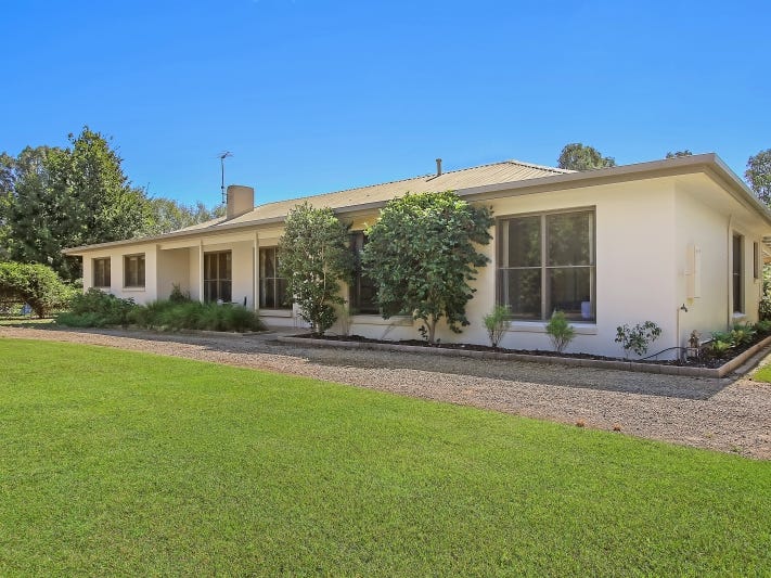 4 Havenstock Drive, Yarrawonga, VIC 3730