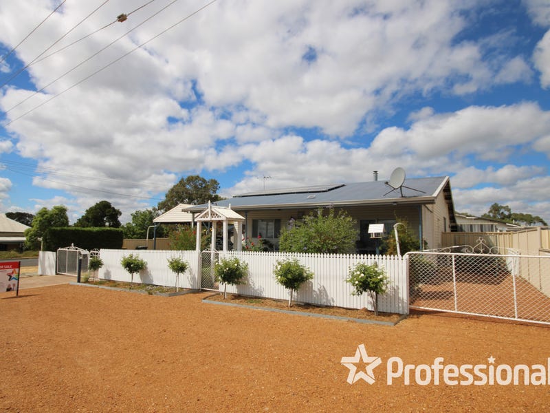 29 Venn Street, Collie, WA 6225 House for Sale