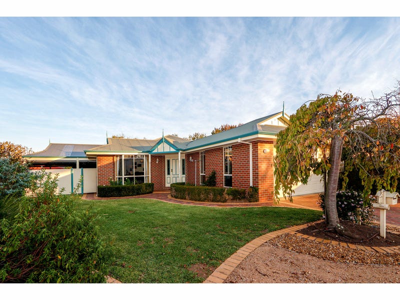 21 Stafford Drive, Sale, Vic 3850 Property Details