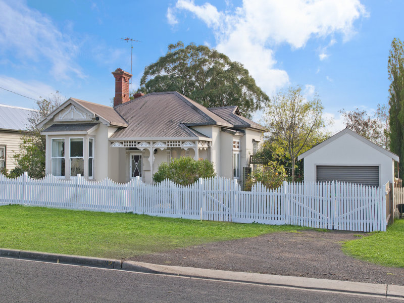 62 Grey Street, Terang, Vic 3264 Property Details