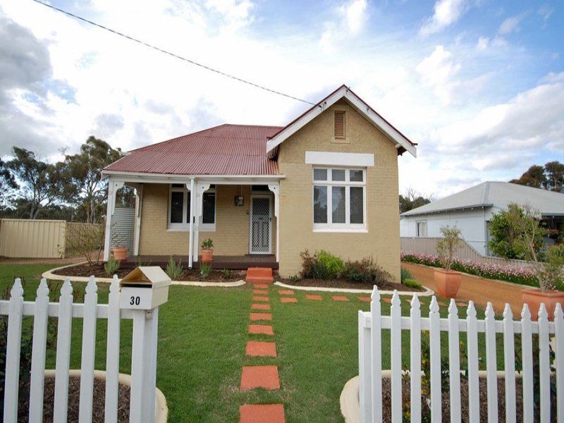 30 Quartz Street, Pingelly, WA 6308 Property Details