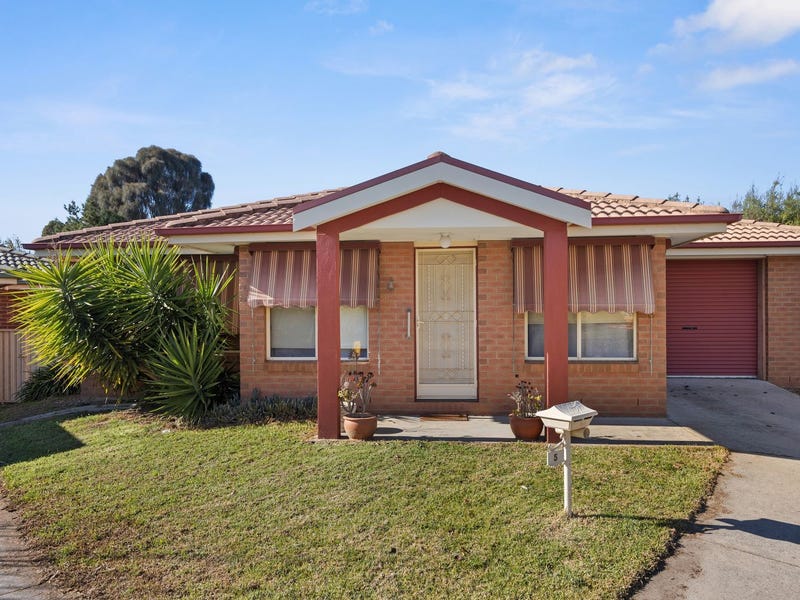 5 Kate Close, Kennington, Vic 3550 House for Sale