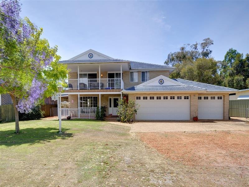 1 Taylor Road, Taylors Beach, NSW 2316