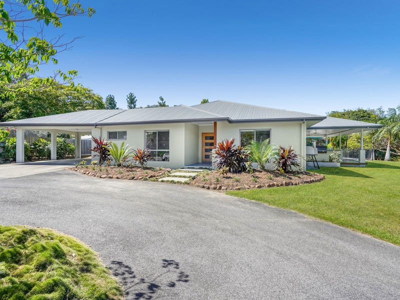 8 Stevens Street Clifton Beach Qld 4879