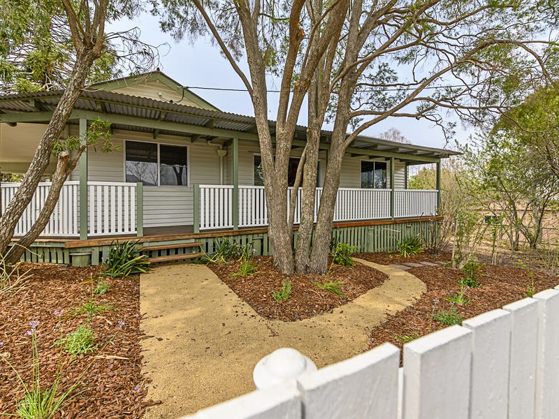 10 Iris Street, Emu Vale, Qld 4371