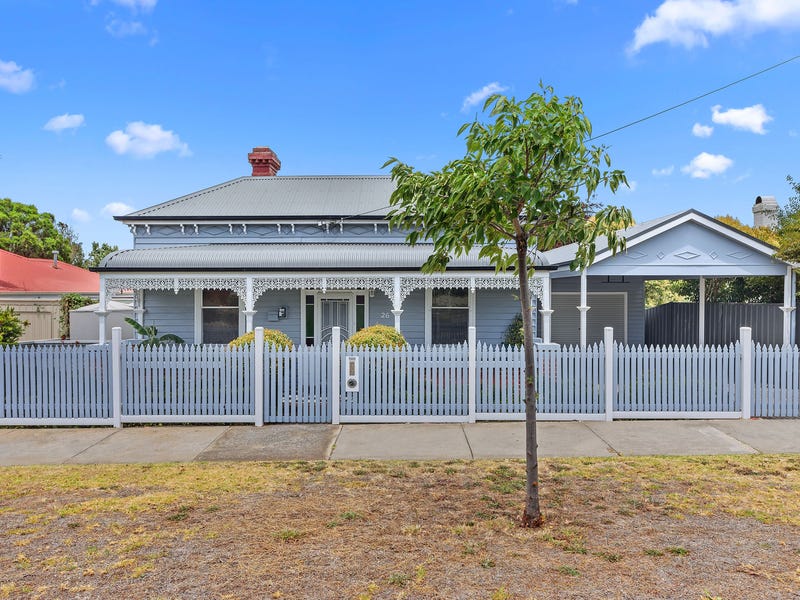 26 Condon Street, Kennington, VIC 3550