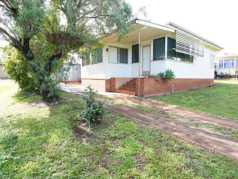 4 Victoria Street, Atherton, QLD 4883