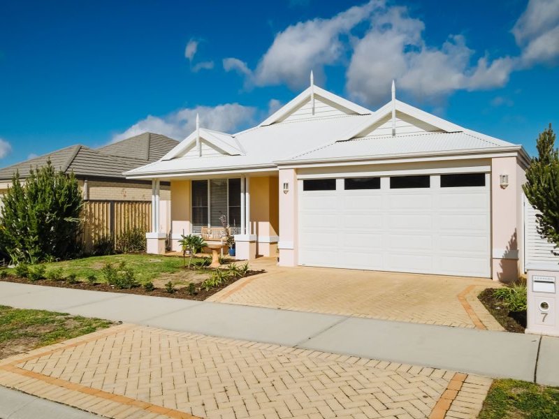 7 Coot Way, Tapping, WA 6065