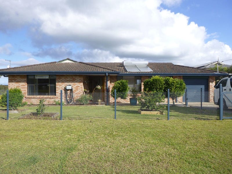 2 High Street, Coopernook, NSW 2426