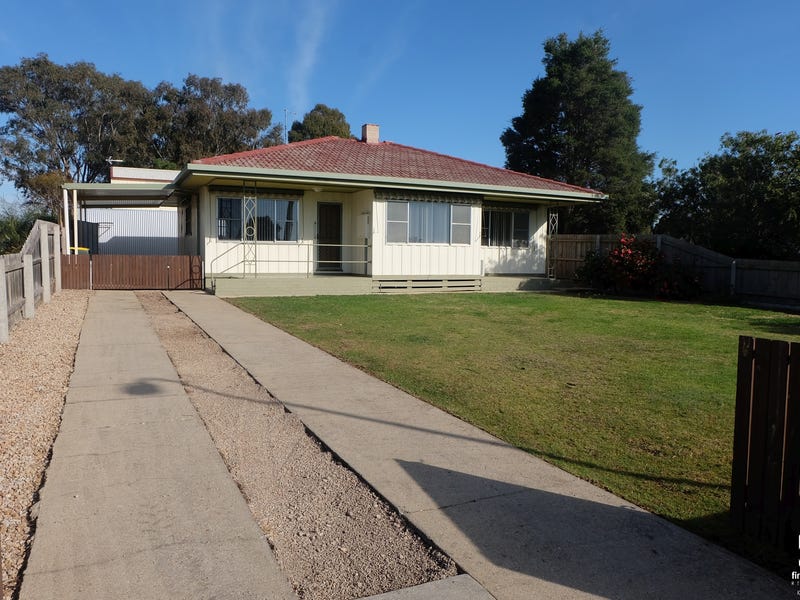 81 Slip Road, Paynesville, VIC 3880