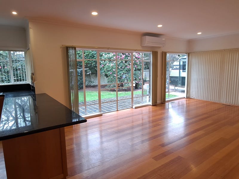 2 Woodstock Road, Mount Waverley, VIC 3149