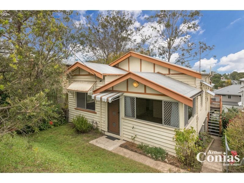 118 Birdwood Terrace, Auchenflower, Qld 4066 Property Details