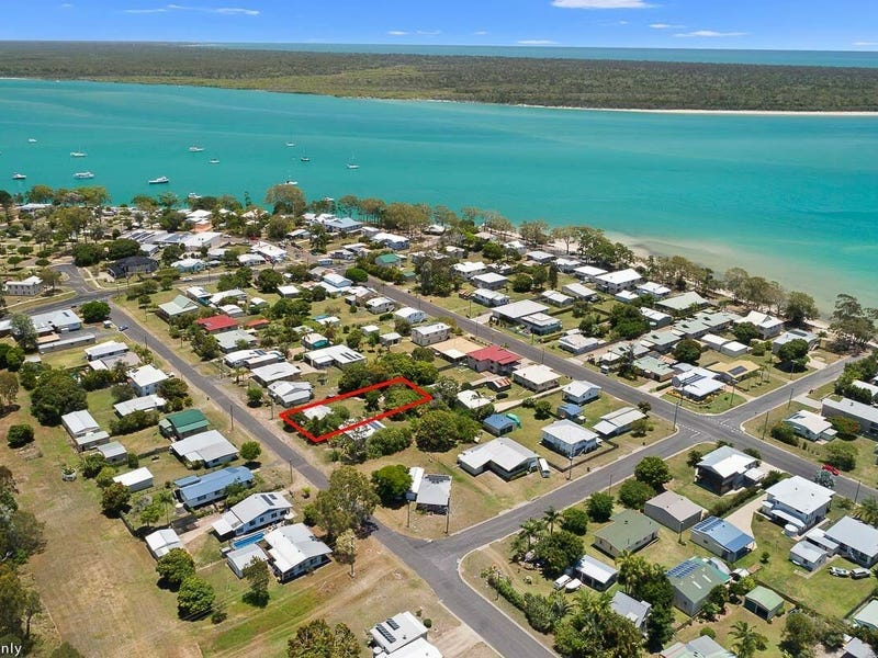 58 Howard Street, Burrum Heads, QLD 4659