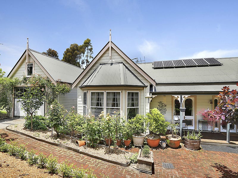 49 Hargraves Street, Blackheath, NSW 2785 Property Details