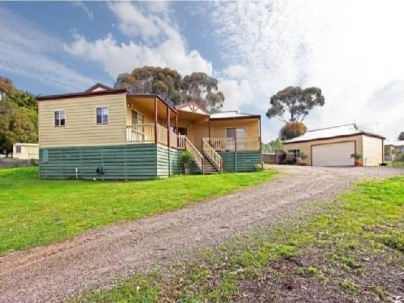 2 Bruce Street, Bannockburn, Vic 3331 Property Details