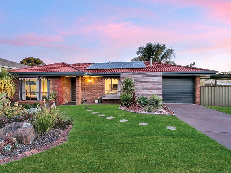 10 Woodcroft Drive, Morphett Vale, SA 5162 - Realestate.com.au