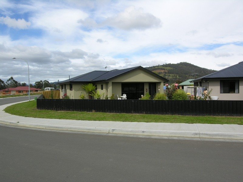 2/52 Sale Street, Huonville, Tas 7109 Property Details