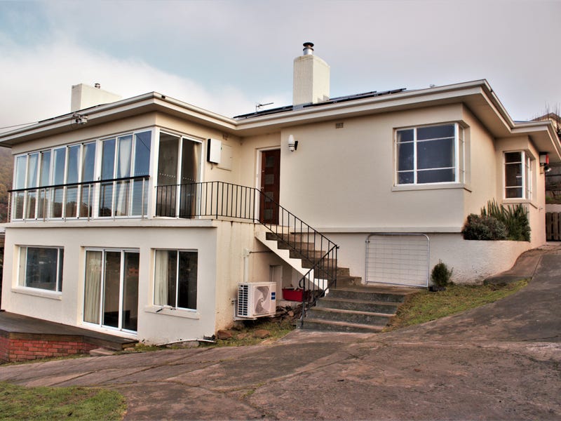 11 Hooper Cres, Mount Stuart, TAS 7000