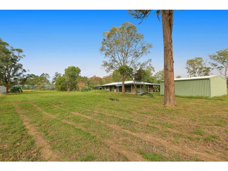 32 Ten Mile Road, Sharon, Qld 4670 Property Details