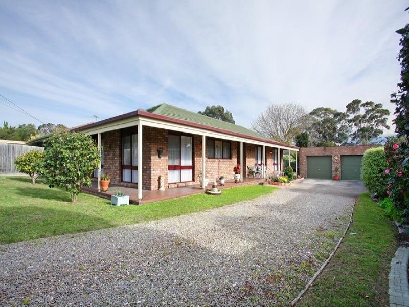 8 Lyndon Drive, Rosebud, Vic 3939 Property Details