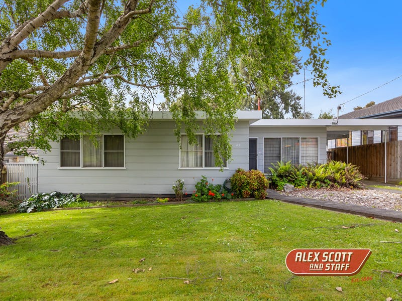 49 Turner Street, Leongatha, Vic 3953 Property Details